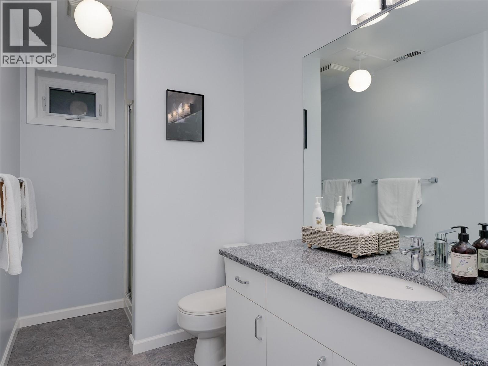 3371 Anchorage Ave - 21