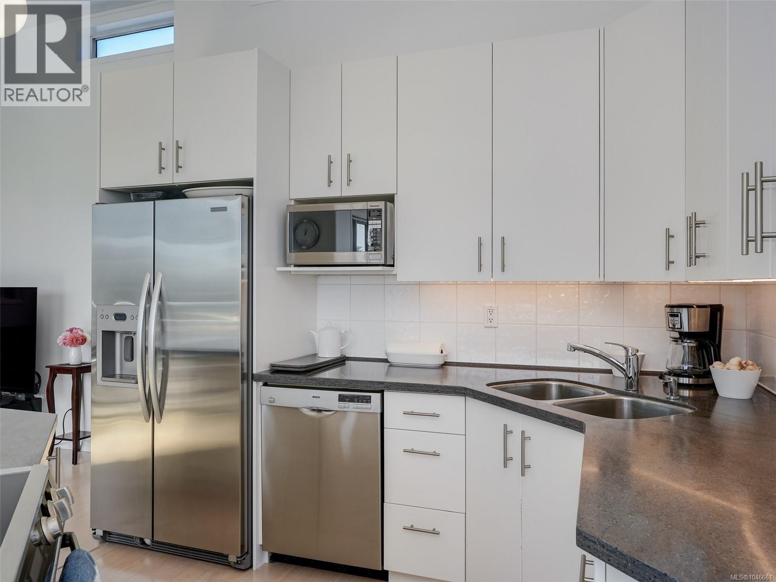 3371 Anchorage Ave - Image 10