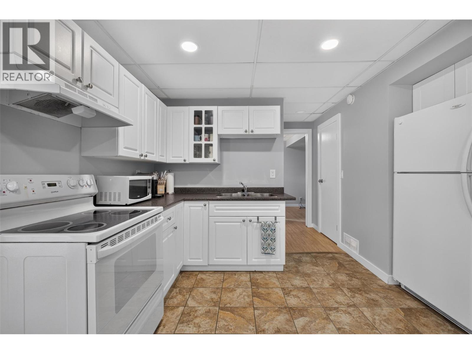 2618 Applegreen Court - 13