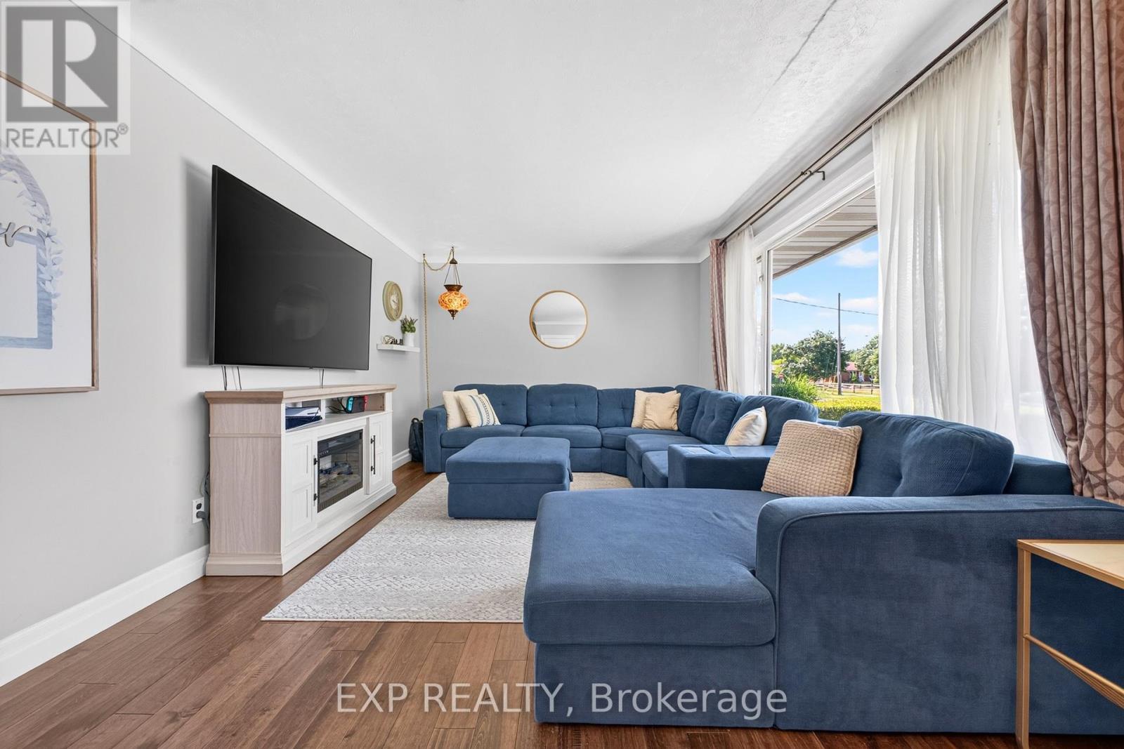 8 DUNRAVEN AVENUE - Image 12
