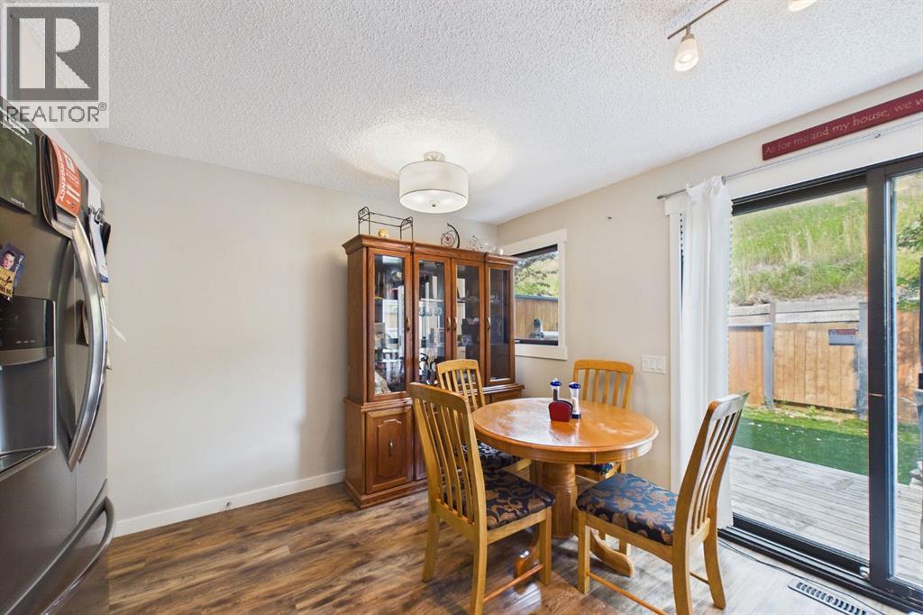 800 Bowcroft Place, Cochrane