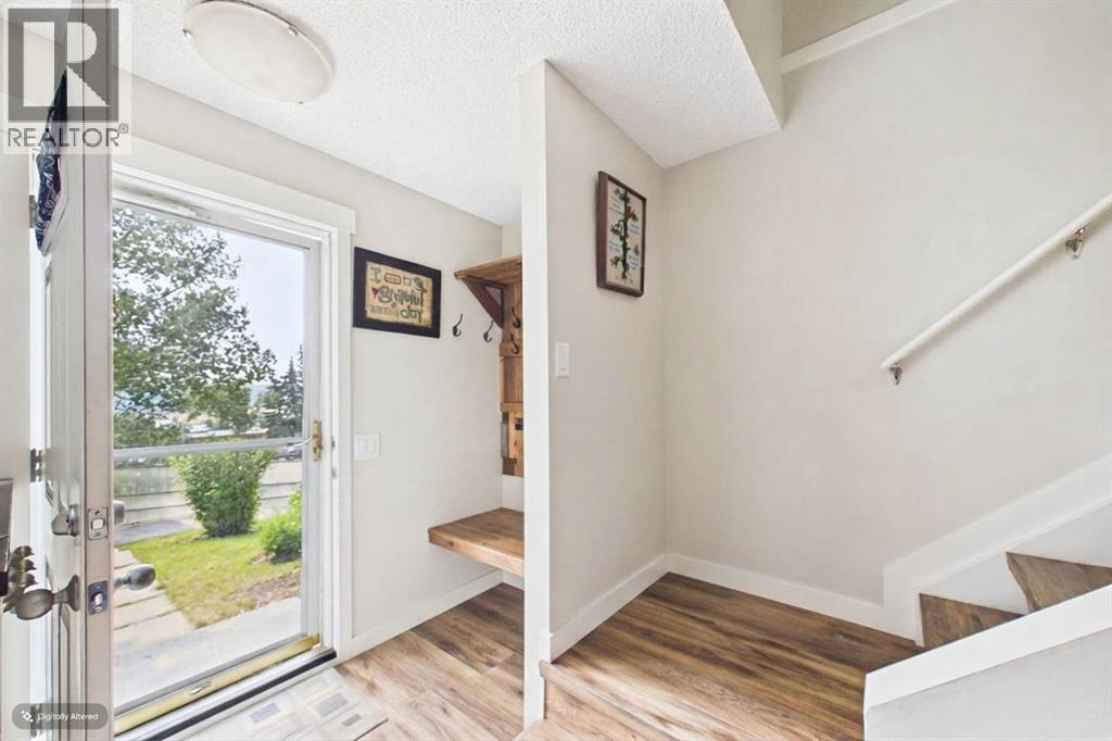 #24 800 Bowcroft Place - 12