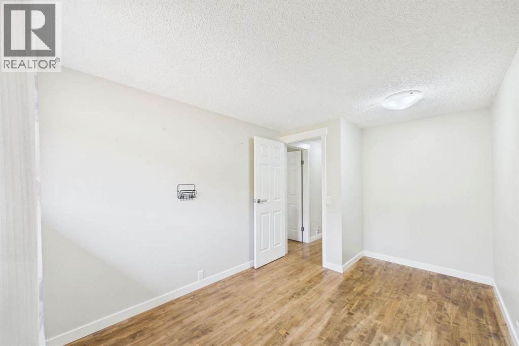 800 Bowcroft Place, Cochrane