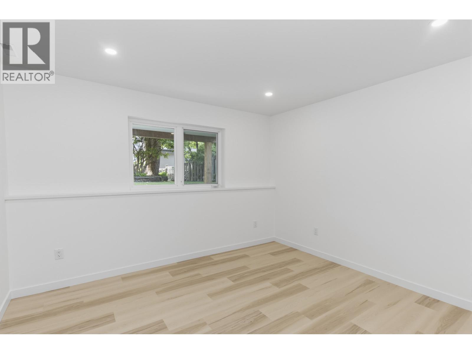 1004 PIA ROAD, Squamish
