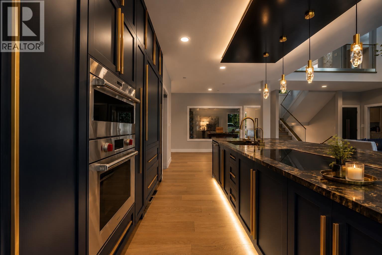 1404 CHARLOTTE CRESCENT, Anmore
