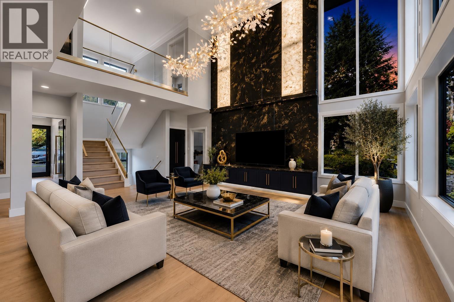 1404 CHARLOTTE CRESCENT, Anmore