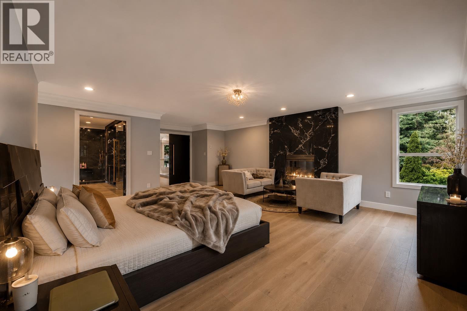 1404 CHARLOTTE CRESCENT, Anmore