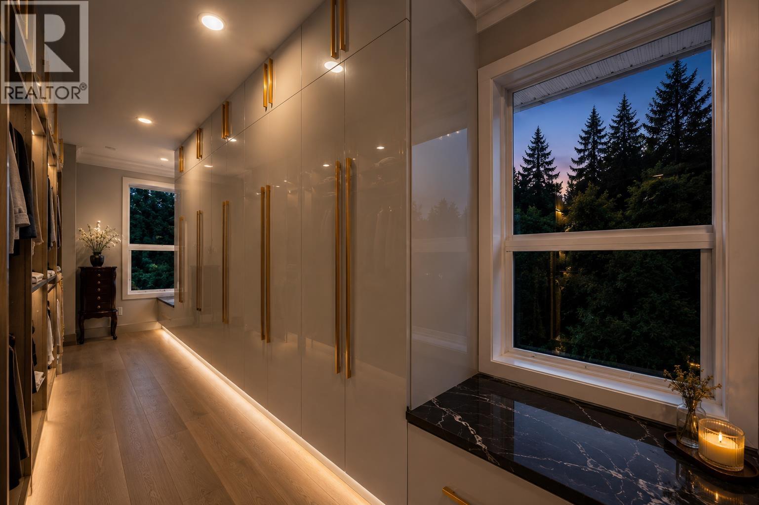 1404 CHARLOTTE CRESCENT, Anmore