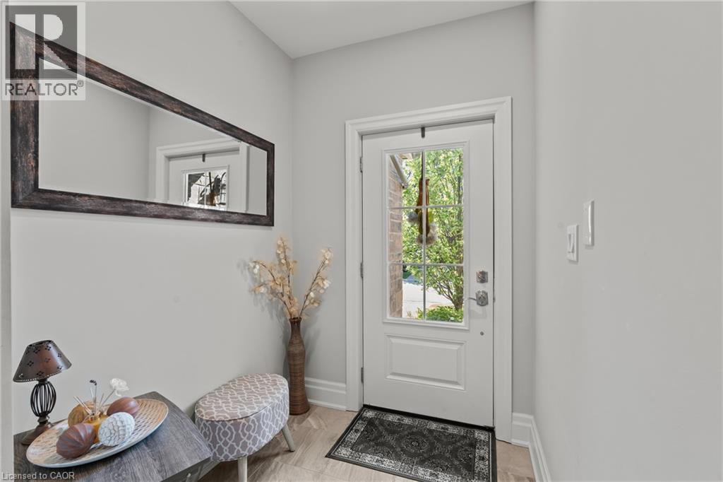 8 ST. ANDREWS Lane S - Image 30