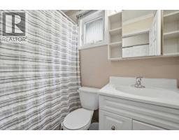 Living room - 95 Summerwood Road, Airdrie, AB T4B1K1 Photo 7