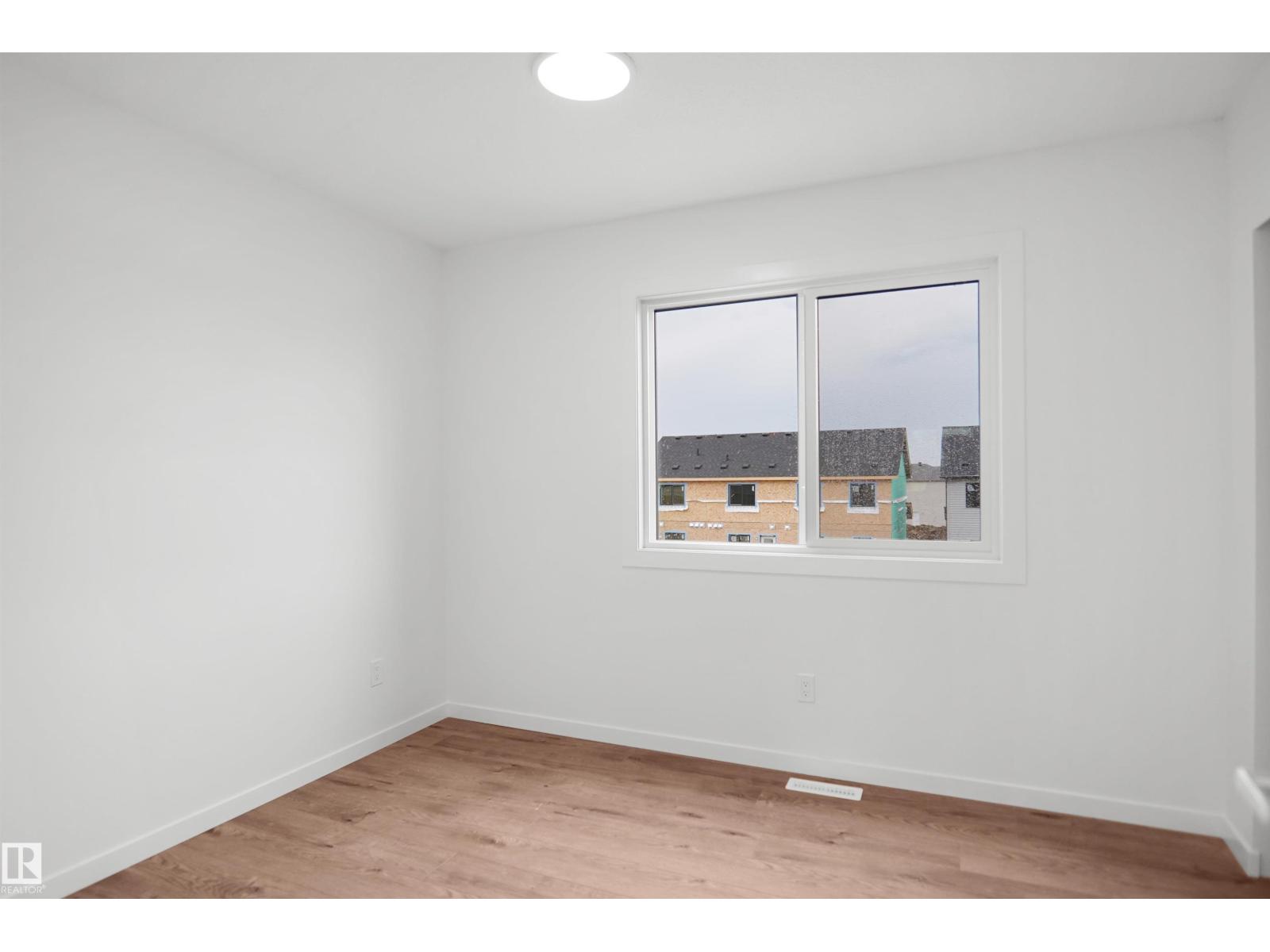 1320 9 ST NW - 24