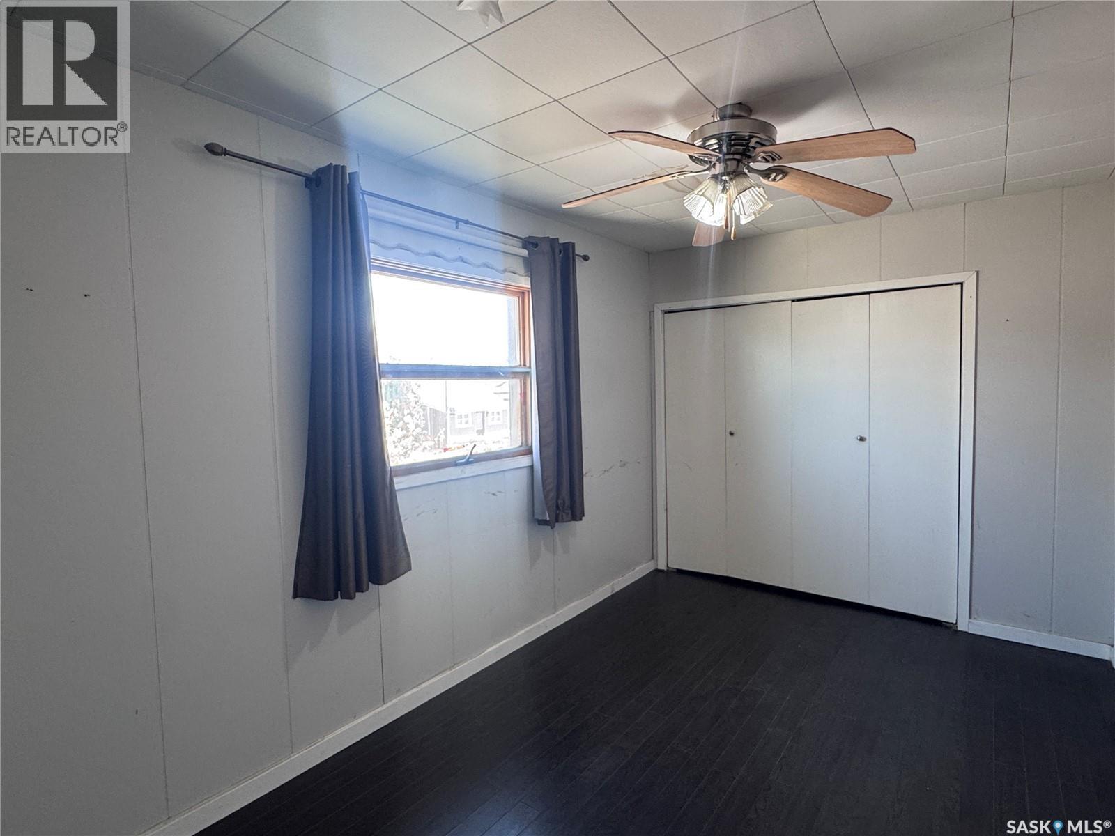 408 4th AVENUE E - 24