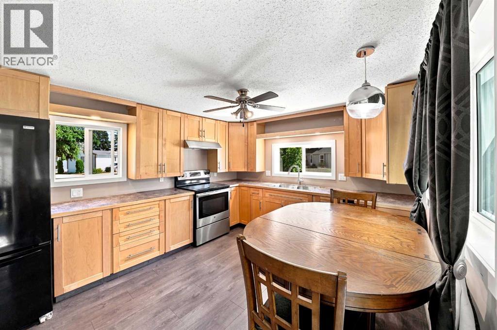 4516 48 Avenue - Photo 9