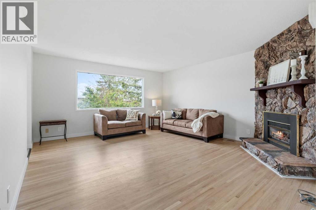 6215 Thorncliffe Drive Northwest - Photo 6