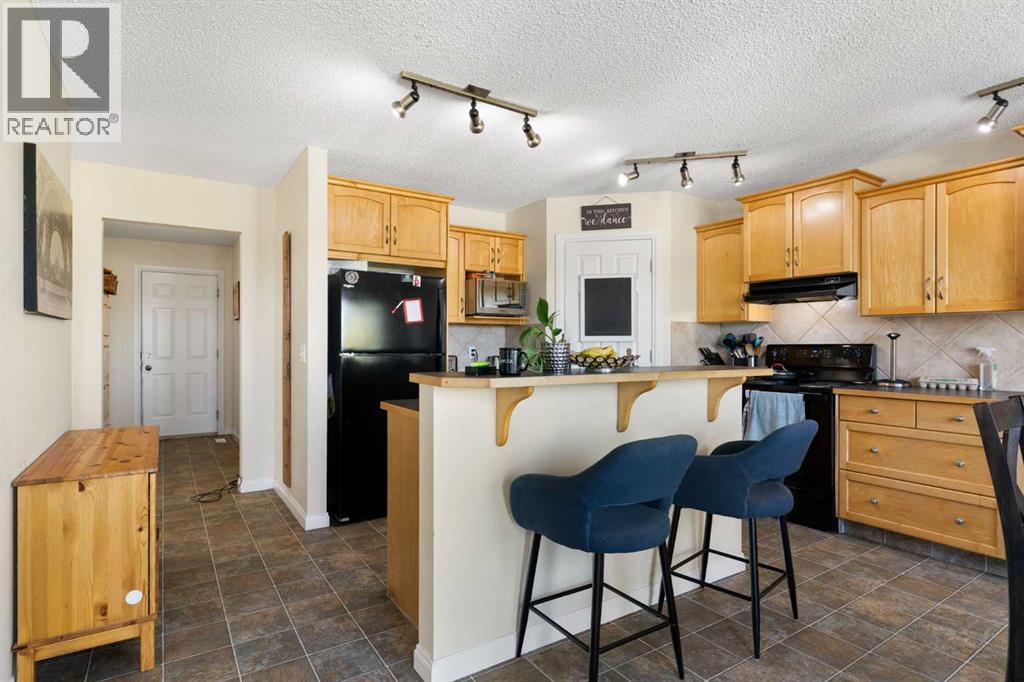 151 Bow Ridge Crescent - Photo 12