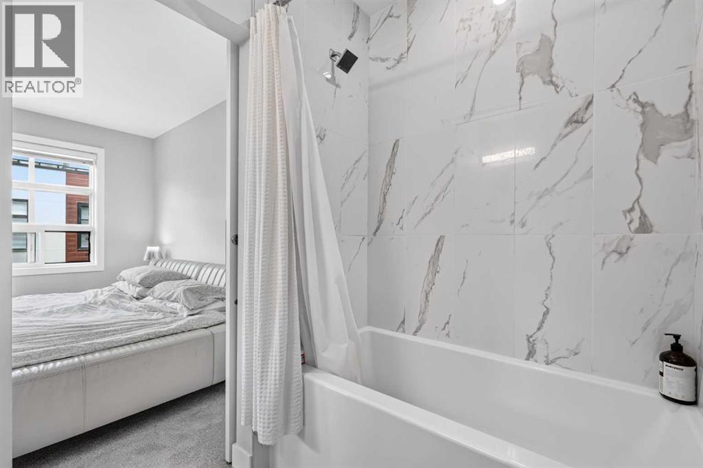 3414 15 Street SW - 10