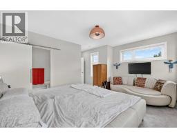 3414 15 Street SW - photo 9