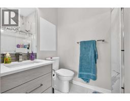 3414 15 Street SW - photo 13