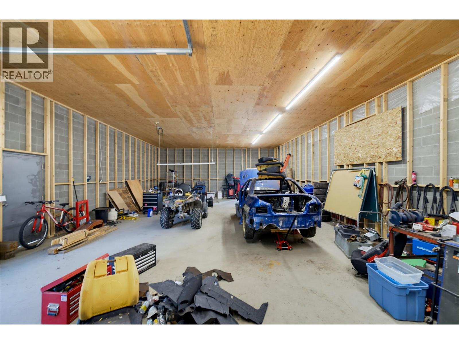 4425 Chase-Falkland Road, Falkland