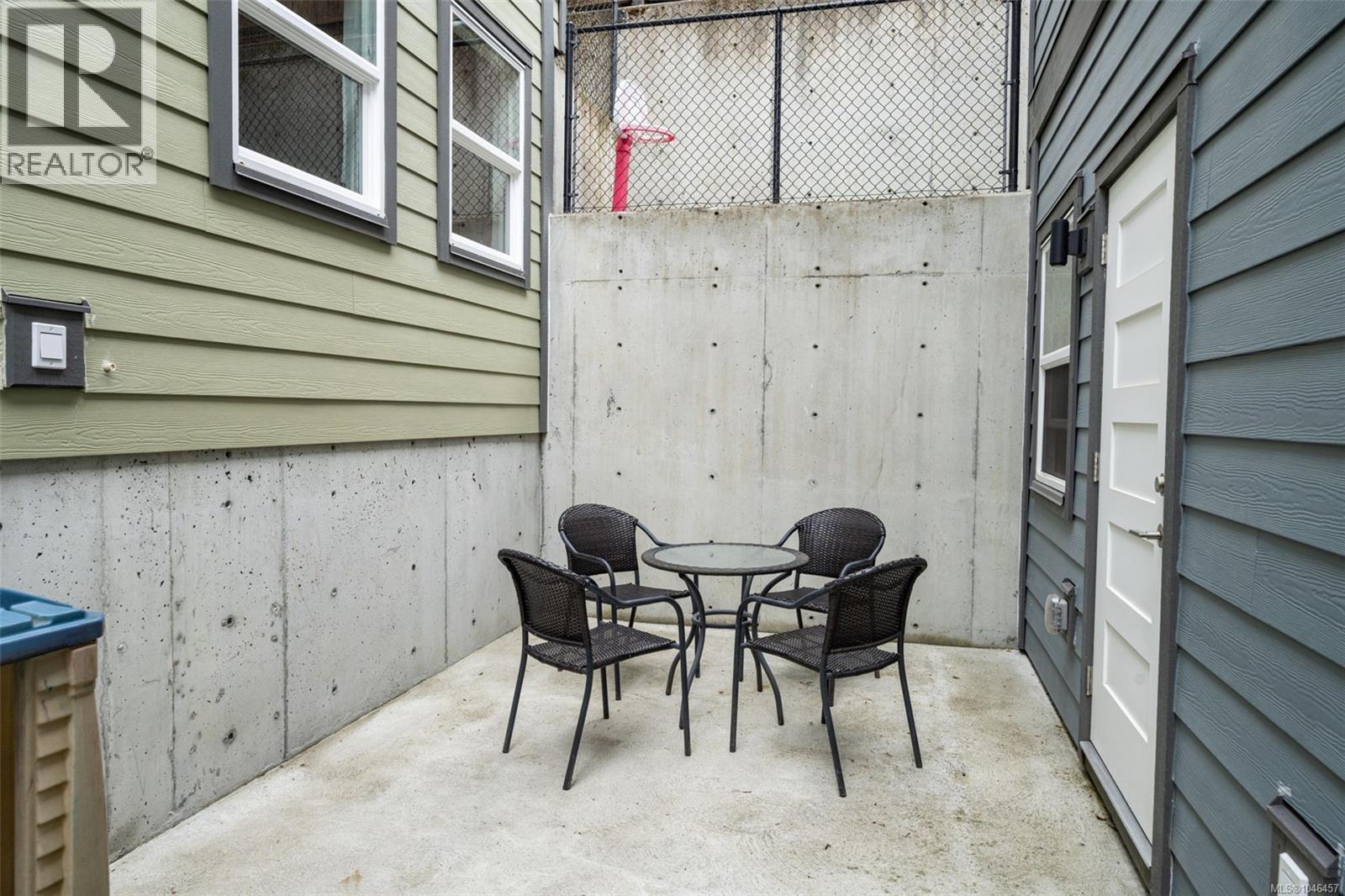 2116 Echo Valley Crt - Image 28
