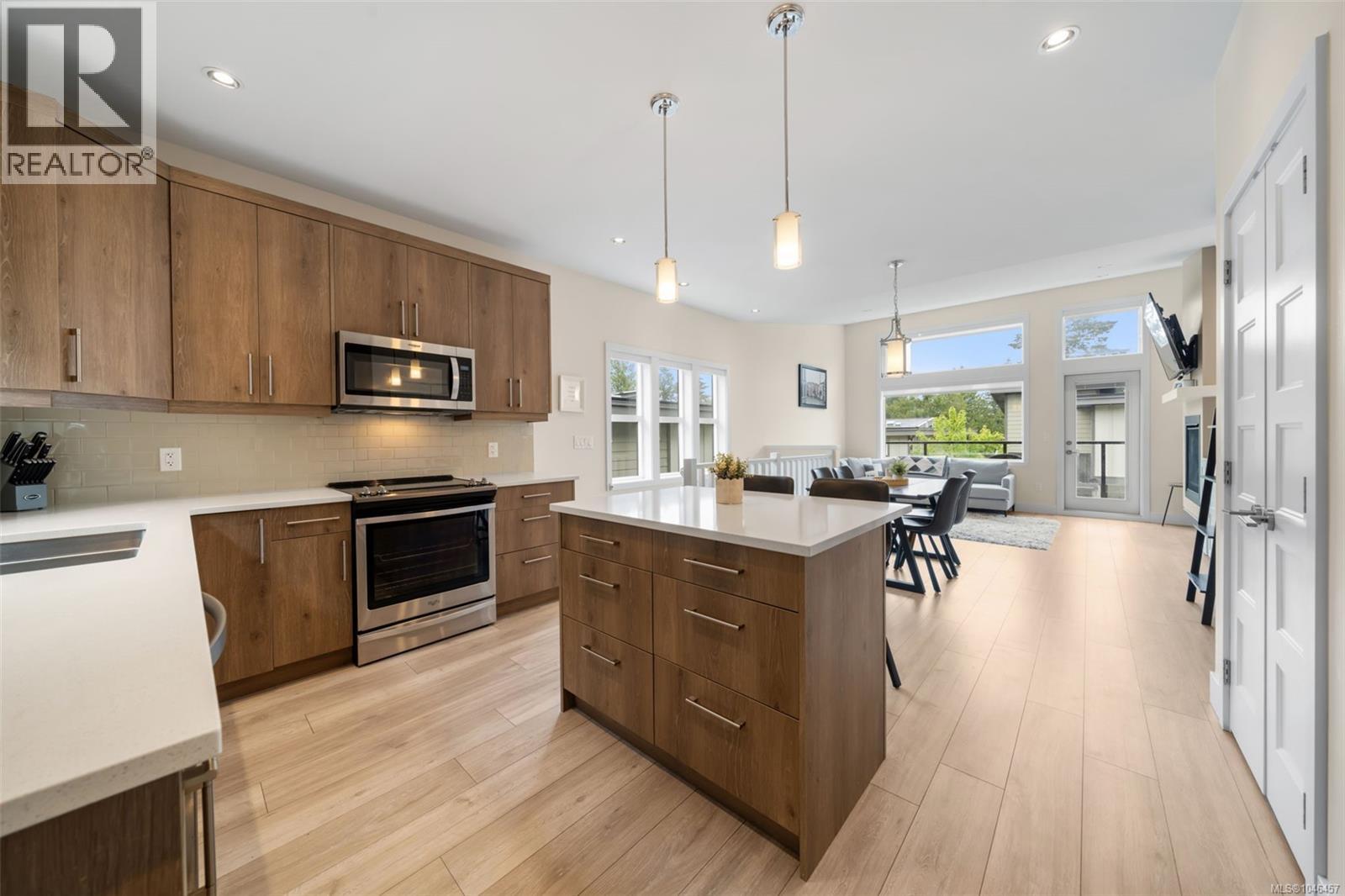 2116 Echo Valley Crt - Image 9