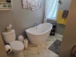 34 King Bay, Oakville, MB R0H0Y0 Photo 15