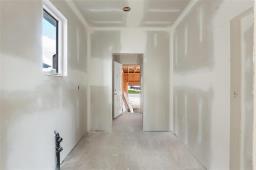 62 Van Slyk Way, Winnipeg, MB R2C4R7 Photo 11