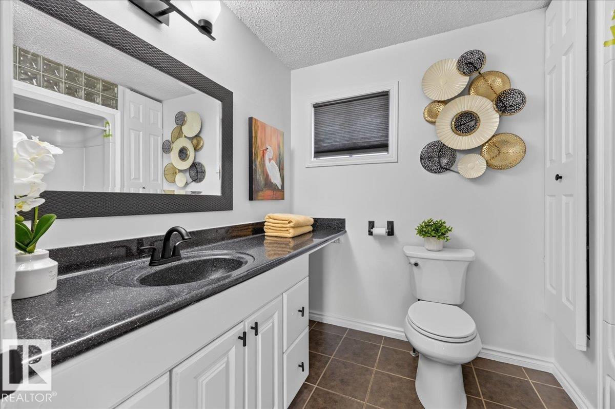 18903 86A AV NW - 19