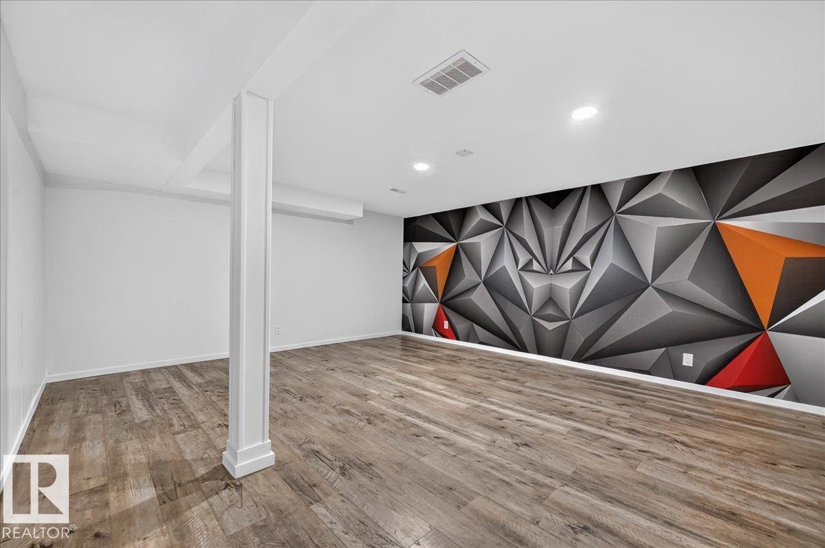 18903 86A AV NW - 33