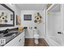 18903 86a Av Nw, Edmonton, AB T5T4X9 Photo 18