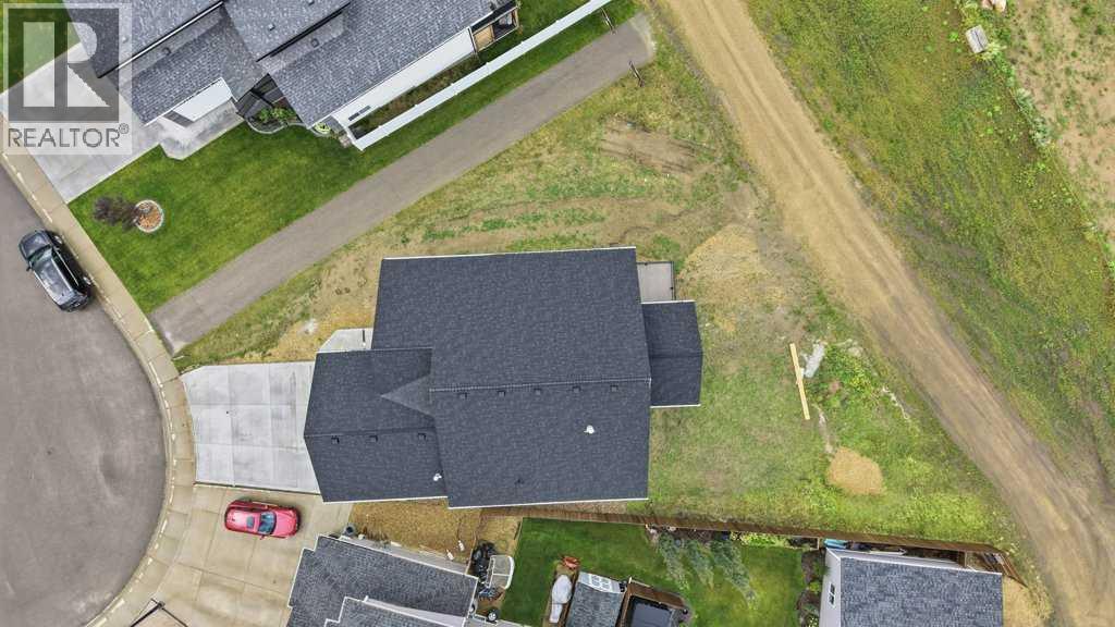 37 Maclean Close - Photo 39