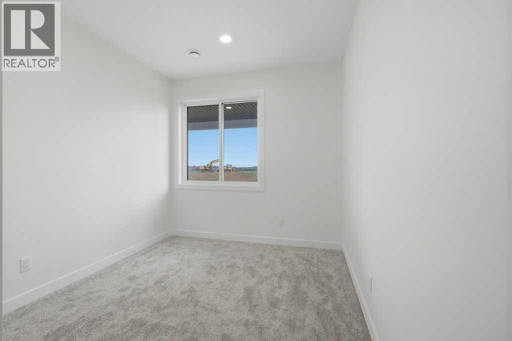 37 Maclean Close - Photo 32
