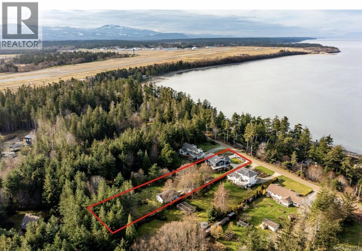 321 Wireless Rd, Comox