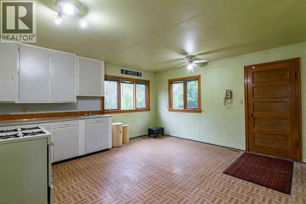 5127 50 Street - Photo 11