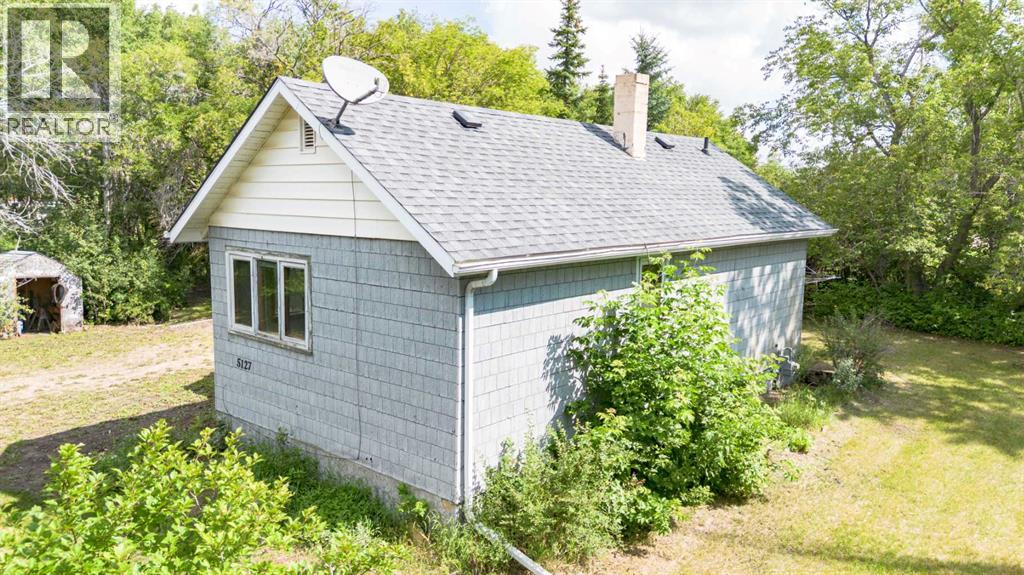 5127 50 Street - Photo 26