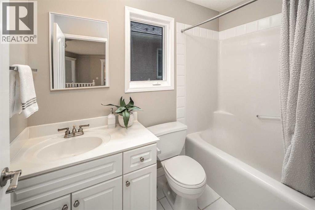 79 Hamptons Heights NW - 40