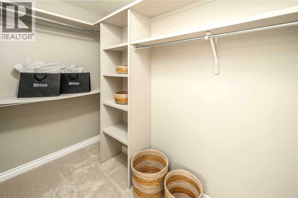 79 Hamptons Heights NW - 36