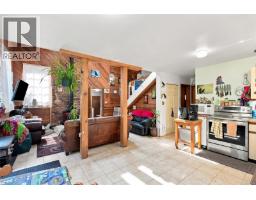 2101 Parkway Pl, Errington, BC V0R1V0 Photo 12