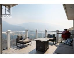 4pc Ensuite bath - 7261 Silver Ridge Drive, Vernon, BC V1B4C6 Photo 16