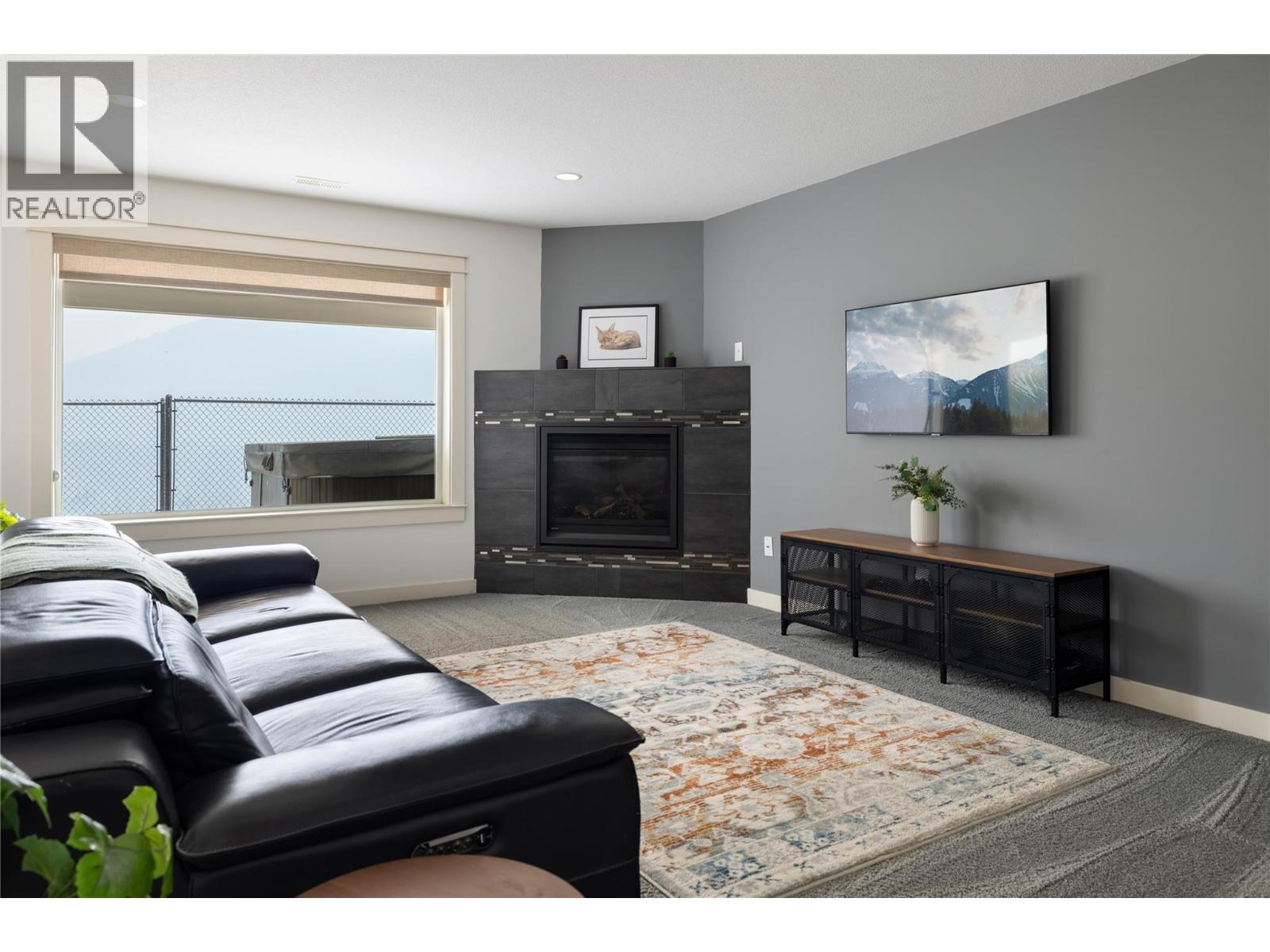 7261 Silver Ridge Drive - Image 48