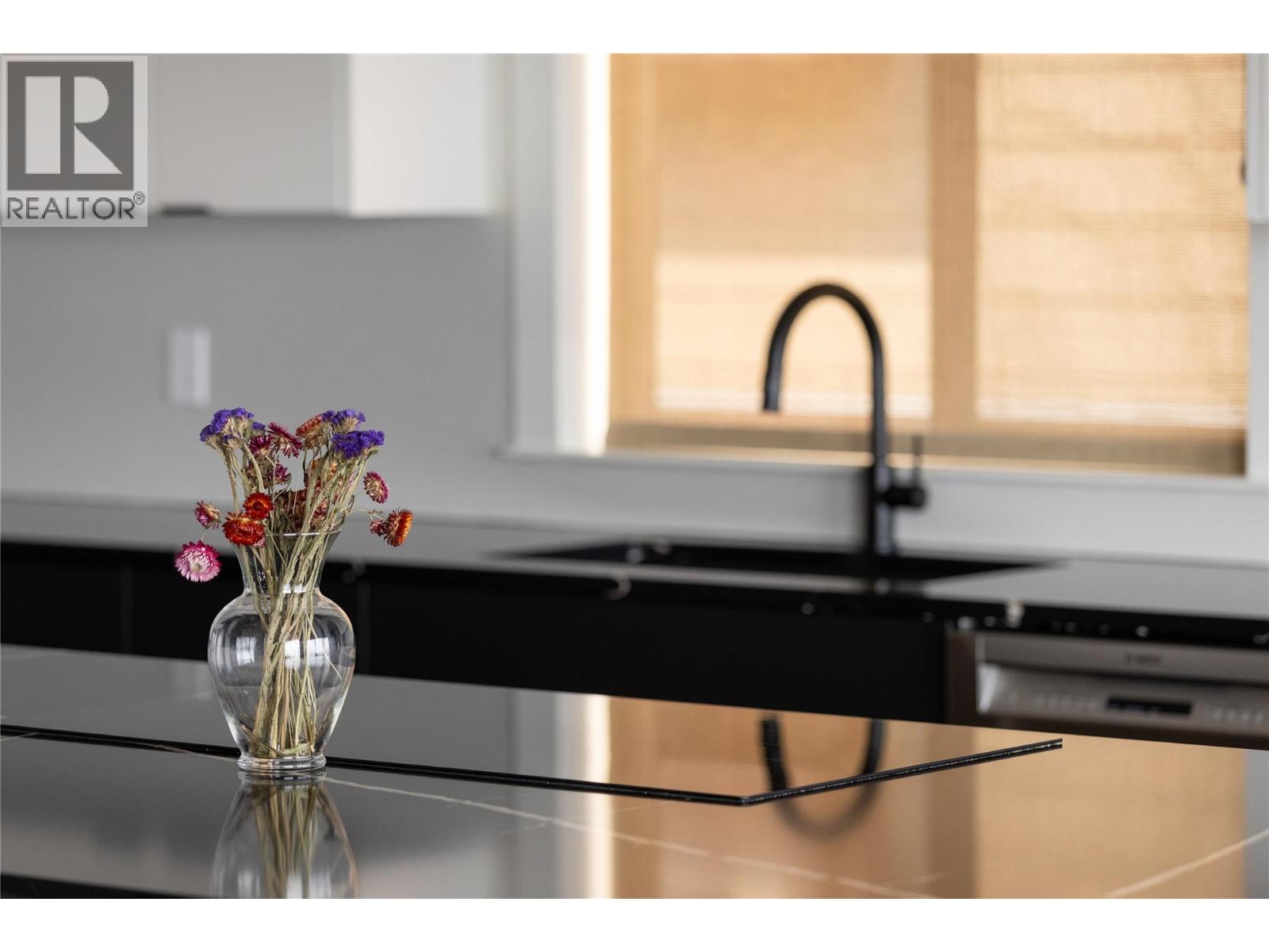 7261 Silver Ridge Drive - Image 30