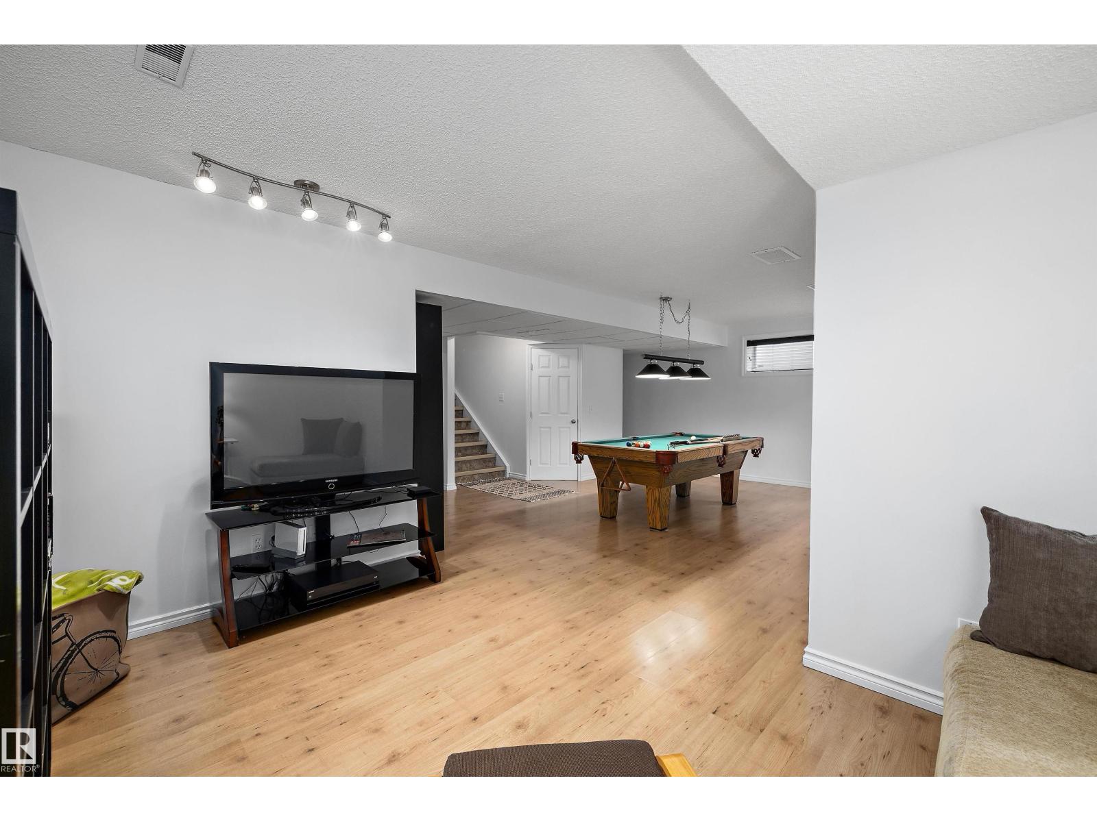 133 GREYSTONE Crescent - Photo 42