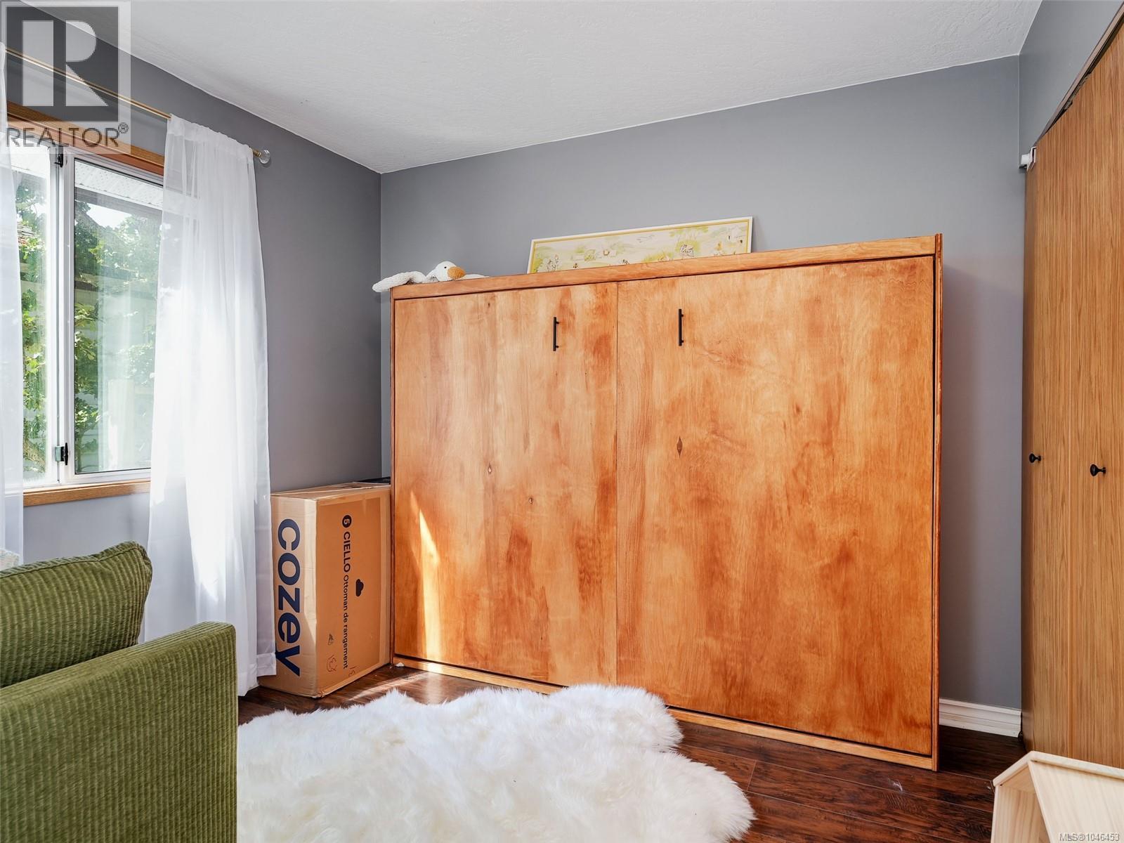 560 Atkins Ave - Image 15