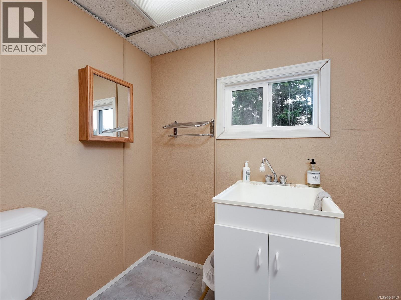 560 Atkins Ave - 19