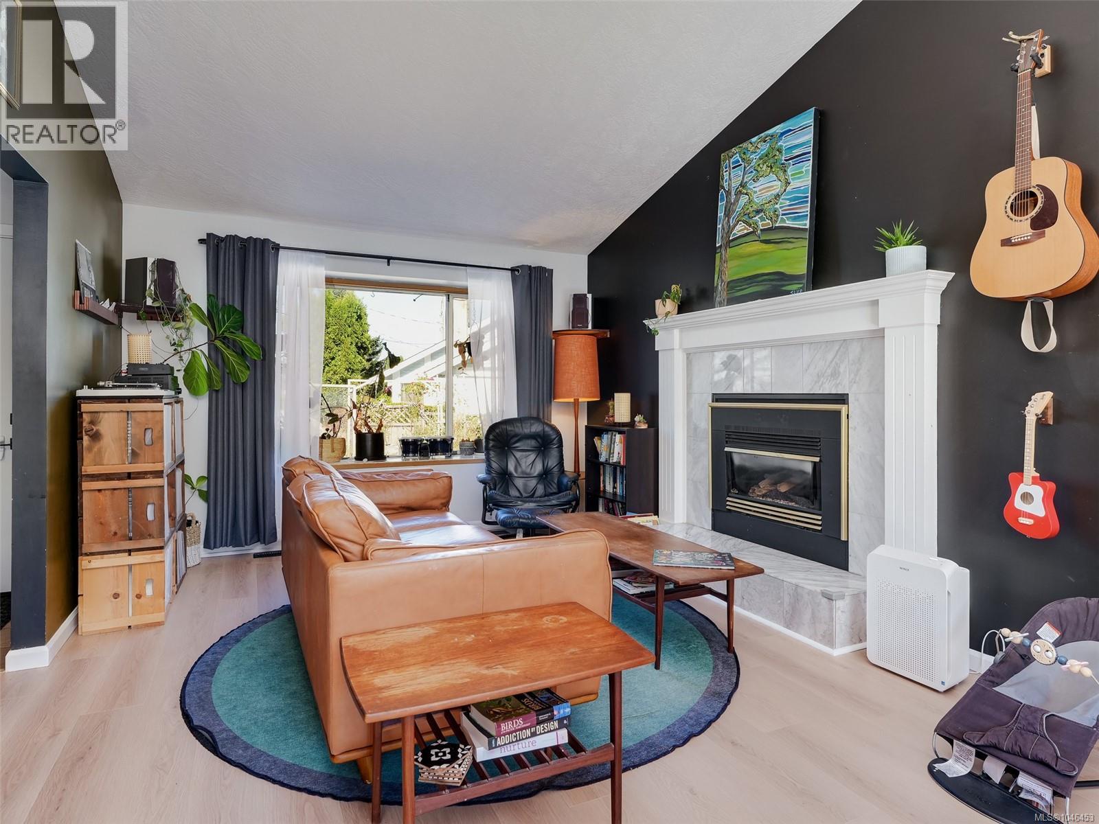 560 Atkins Ave - 4