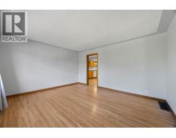 Bedroom - 875 Surrey Avenue, Kamloops, BC V2B1P7 Photo 6