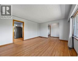 Bedroom - 875 Surrey Avenue, Kamloops, BC V2B1P7 Photo 7