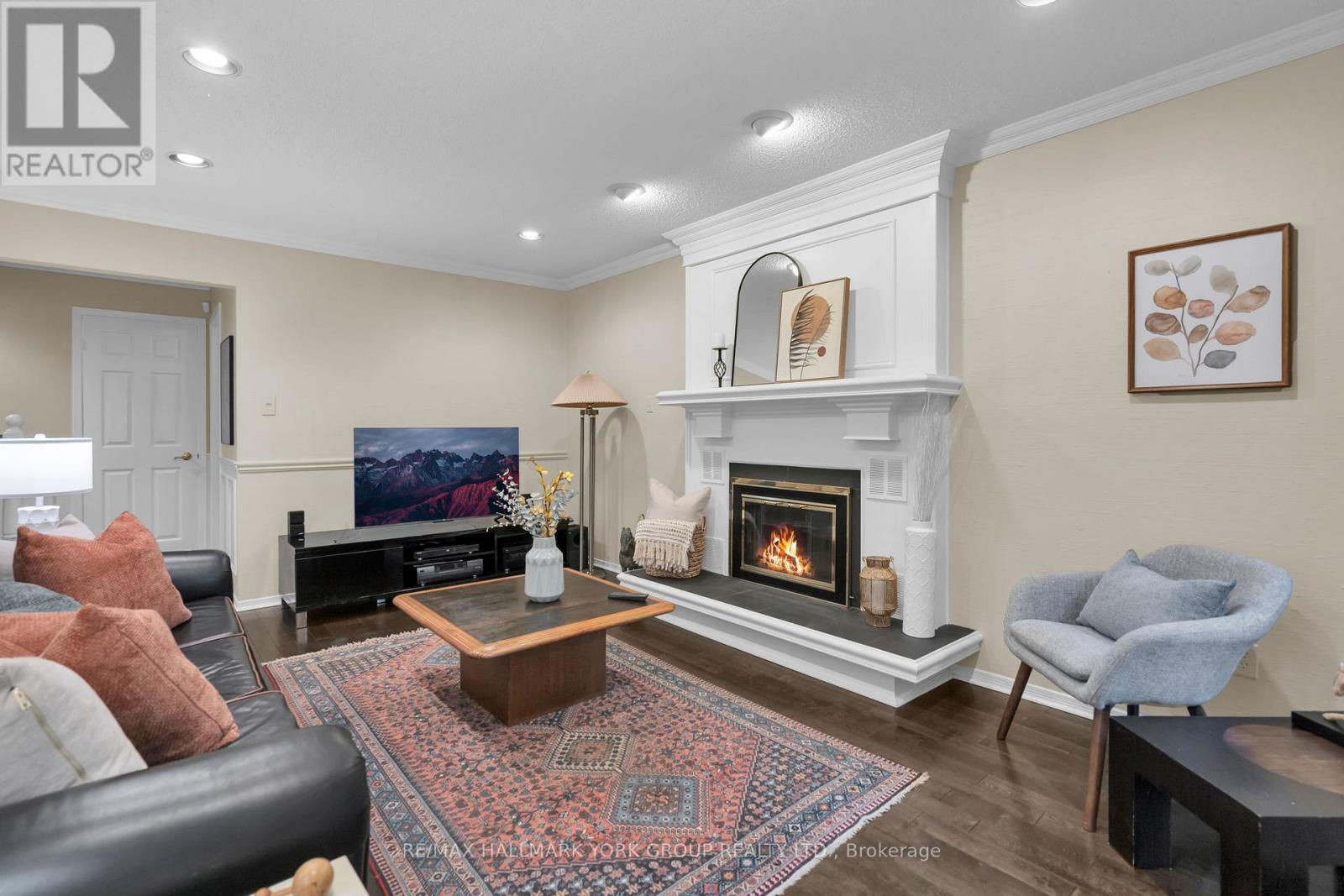 95 GILBANK DRIVE - 16