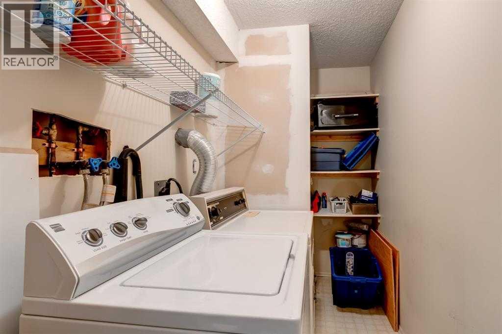 #2135 70 Glamis Drive SW - 22