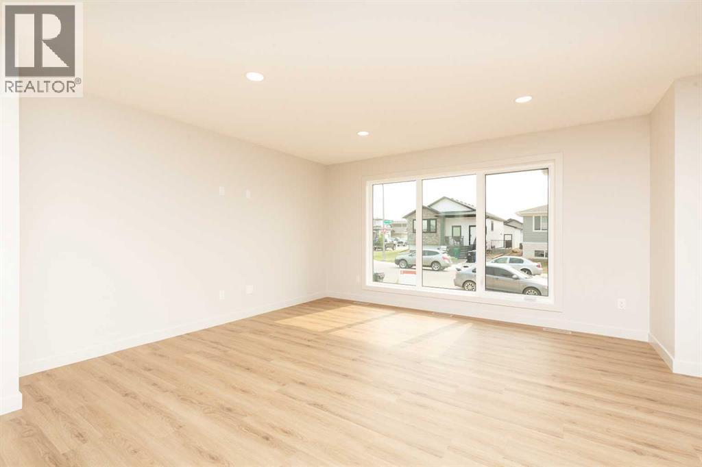 773 Riverhills Landing West